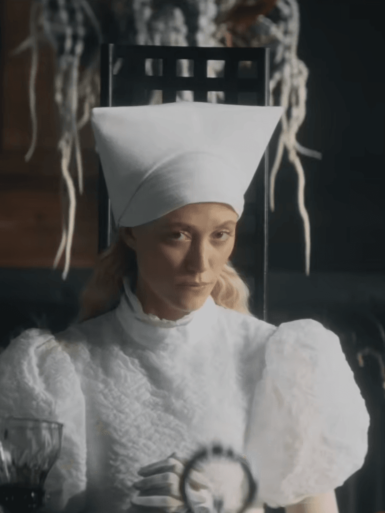 Maika Monroe in "100 Nights of Hero"