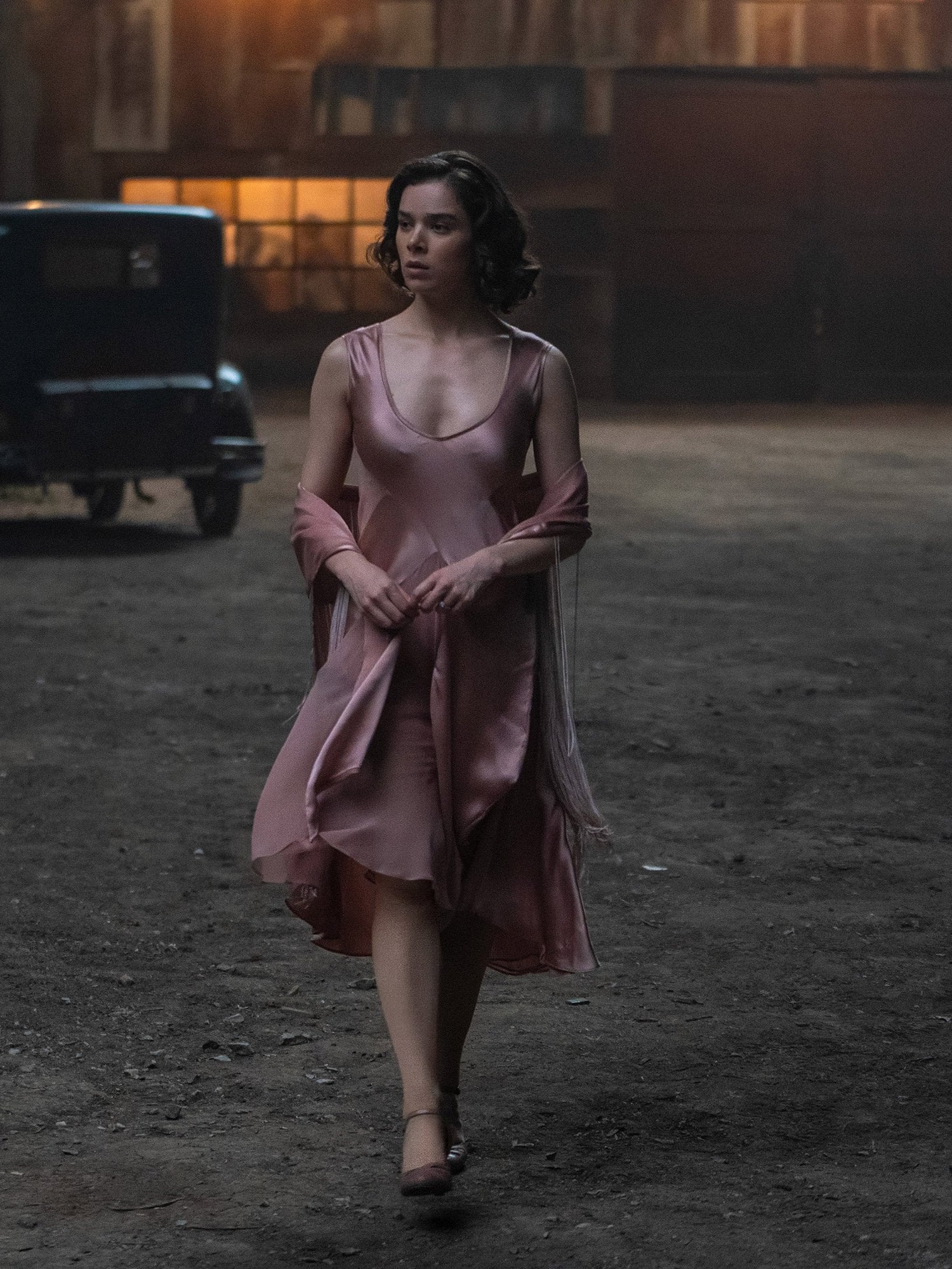 Hailee Steinfeld plays Mary in horror period drama "Sinners."