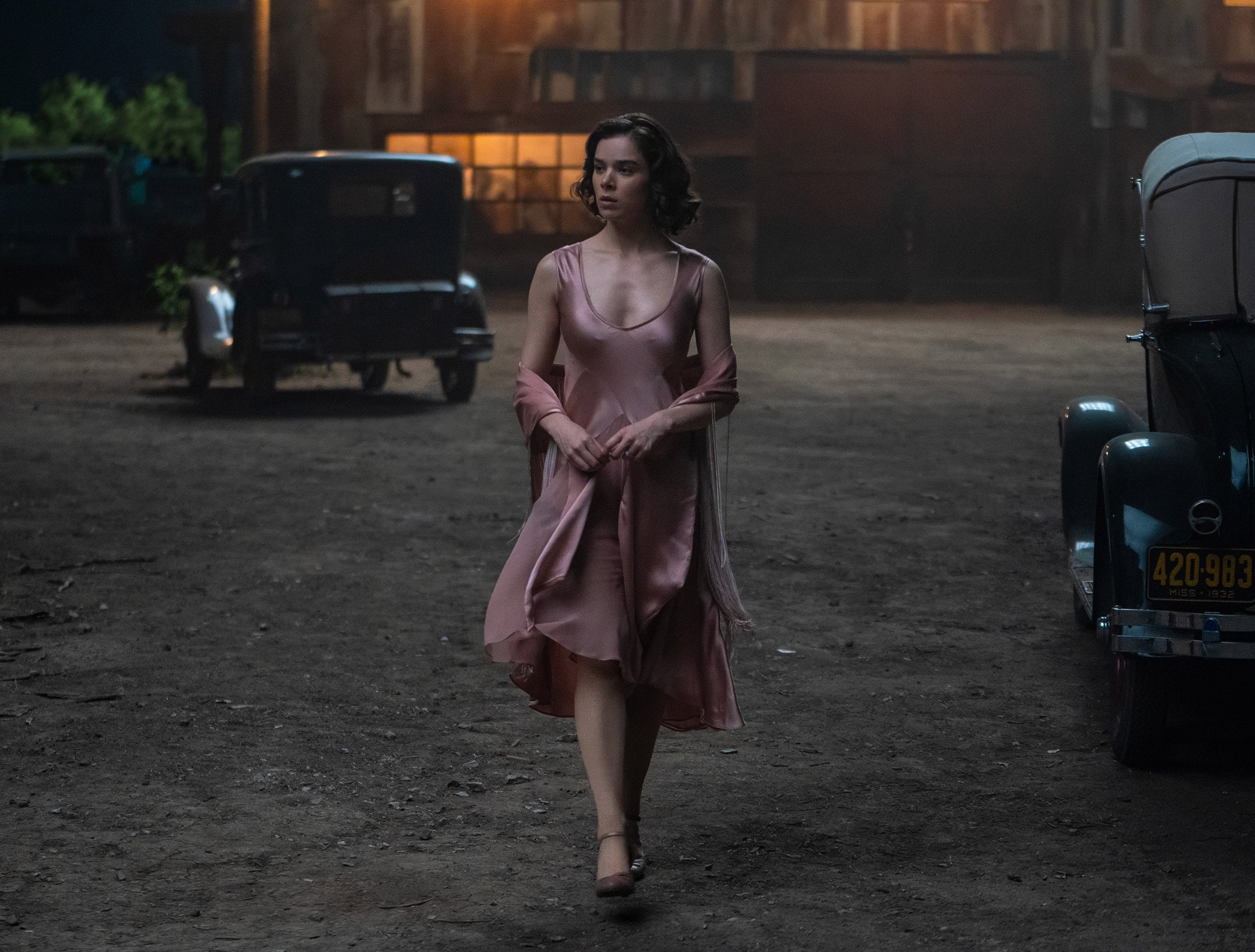 Hailee Steinfeld plays Mary in horror period drama "Sinners."