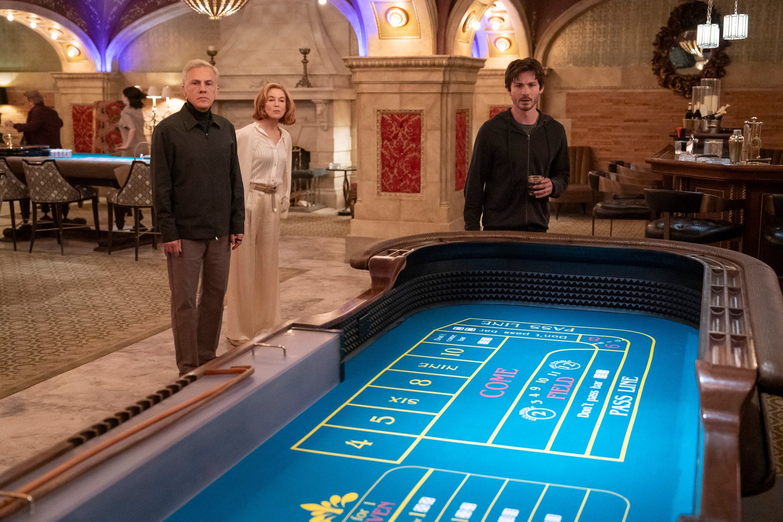 Christoph Waltz, Renée Zellweger, Logan Lerman in "Only Murders in the Building".