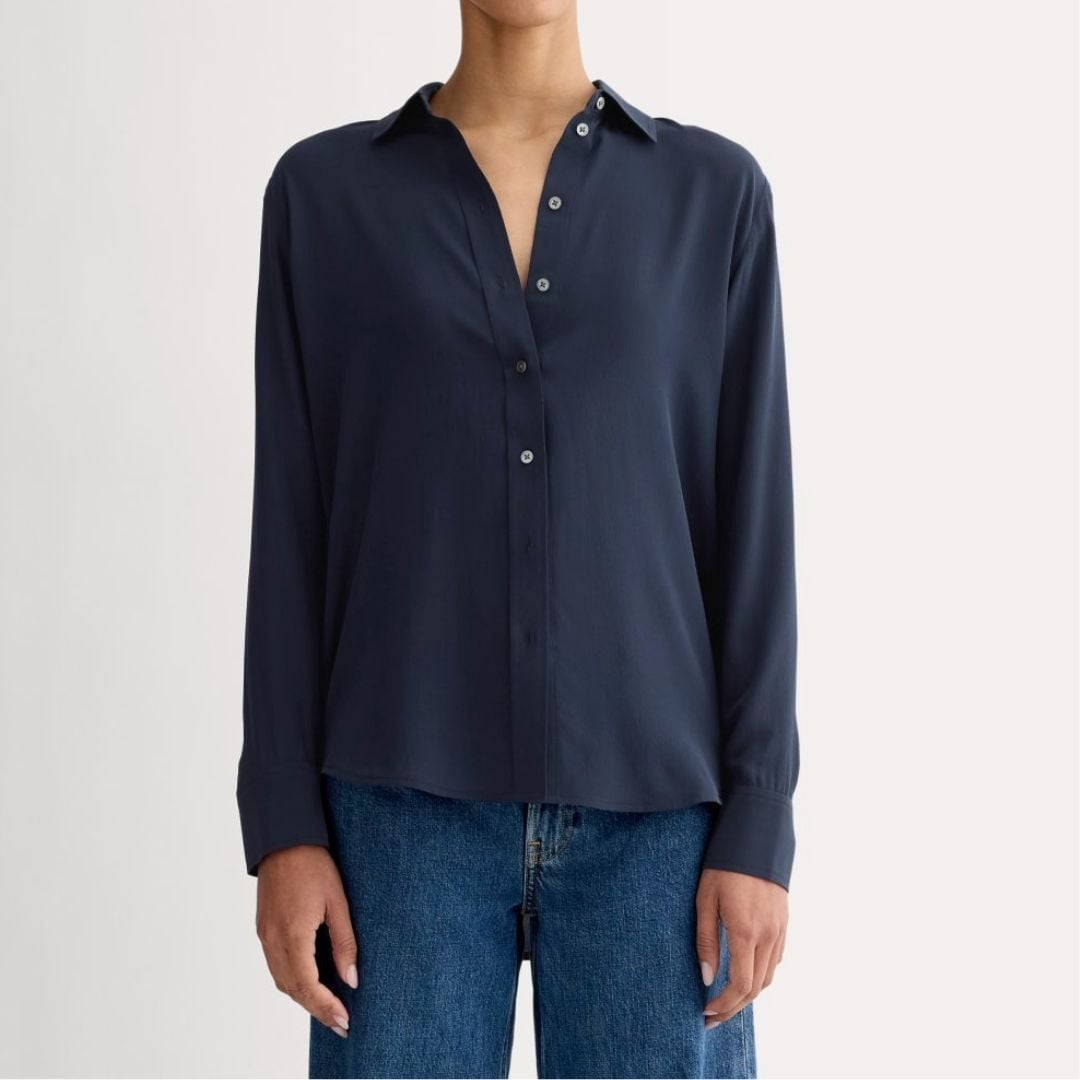 Everlane The Must-Have Shirt in Washable Silk