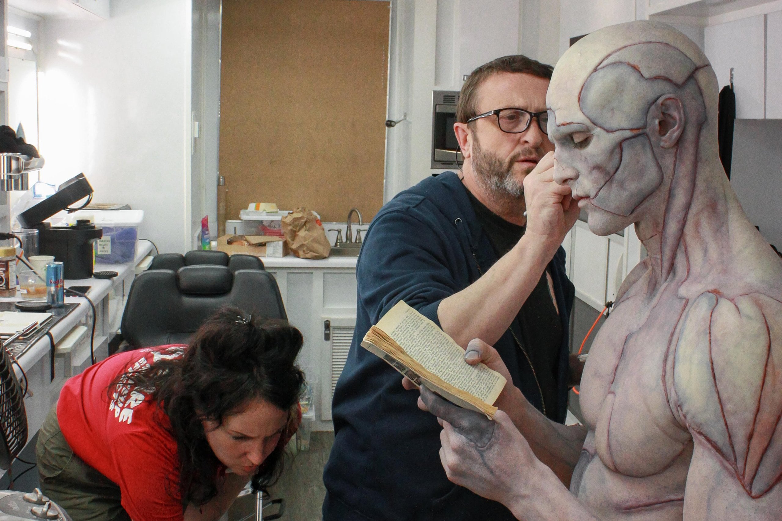 Jacob Elordi in the makeup chair for "Frankenstein". His look required 42 prosthetics.