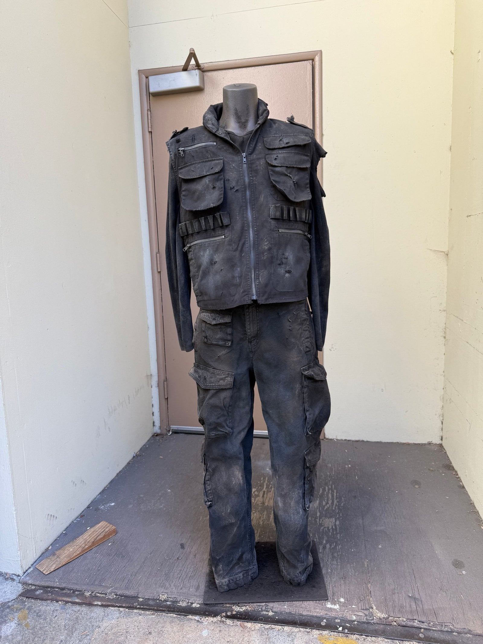 Xavier's season two finale costume on a mannequin.