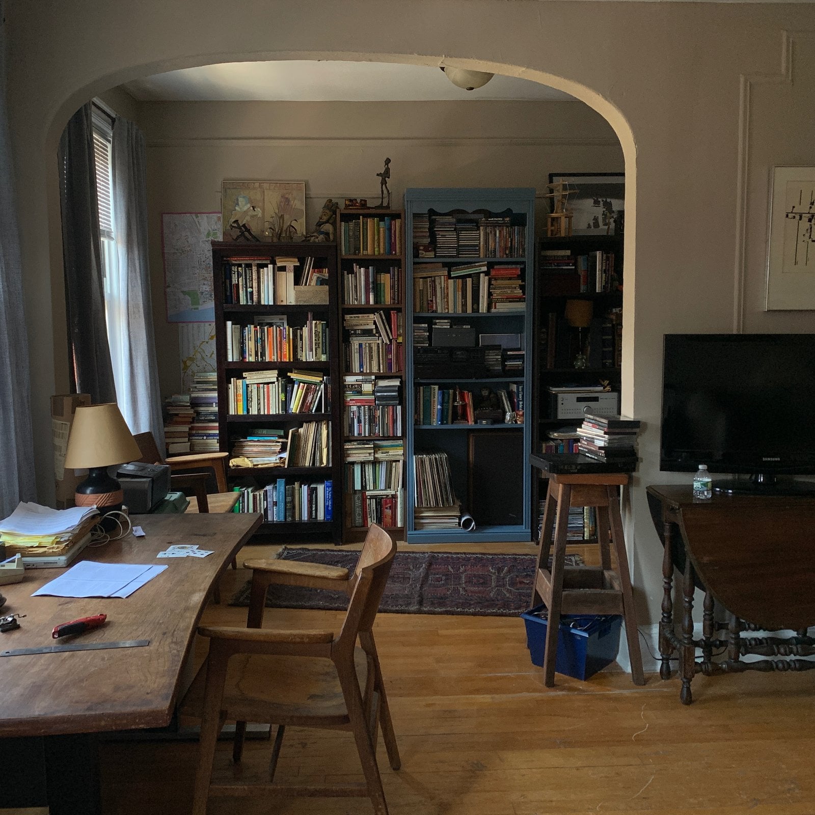 Saxberger's apartment in "Late Fame."