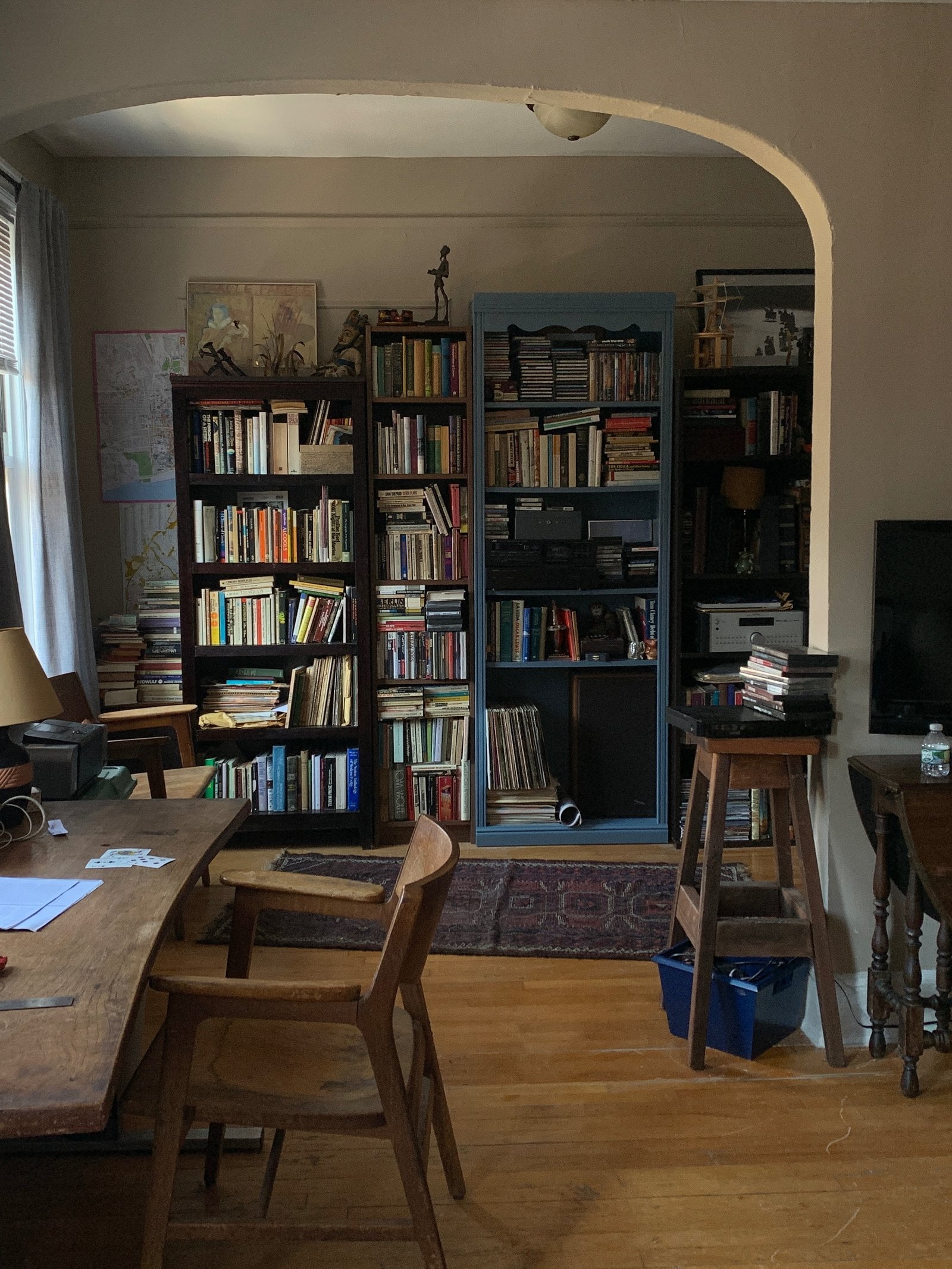 Saxberger's apartment in "Late Fame."