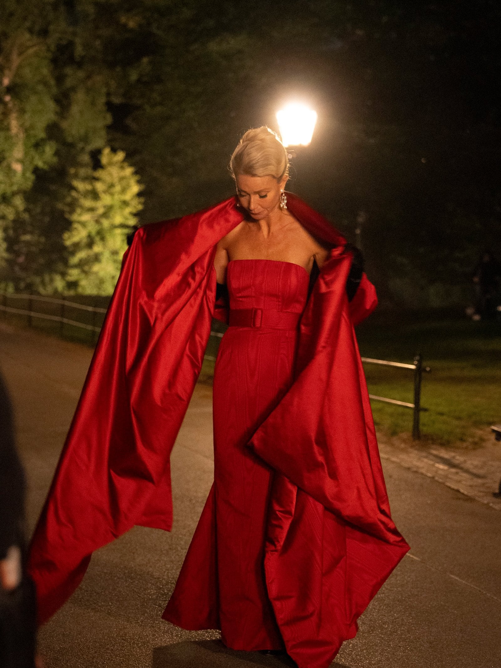 Gwyneth Paltrow in "Marty Supreme."
