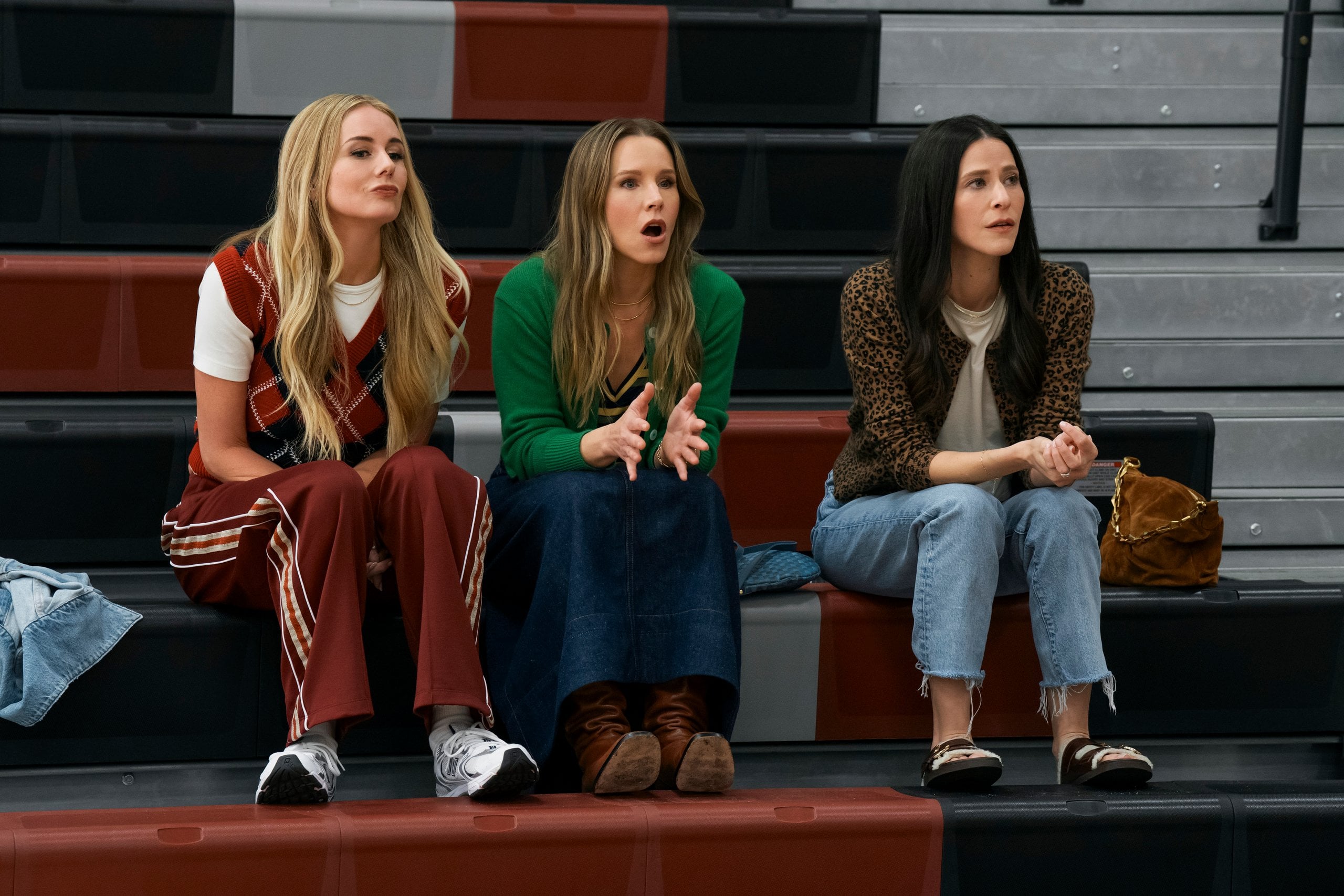 Justine Lupe, Kristen Bell, Jackie Tohn in "Nobody Wants This."