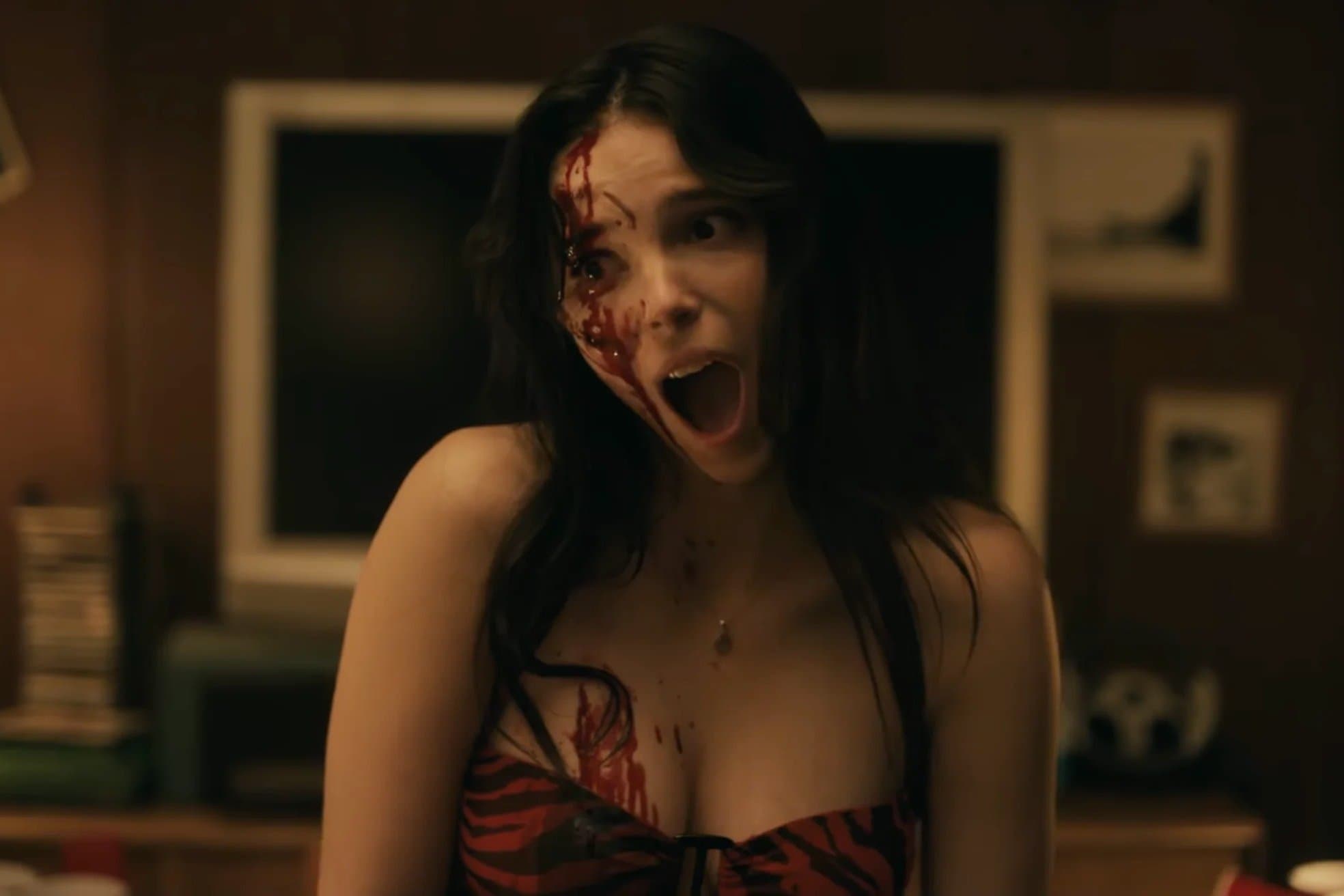 Nikki (Inde Navarrette) in "Obsession."