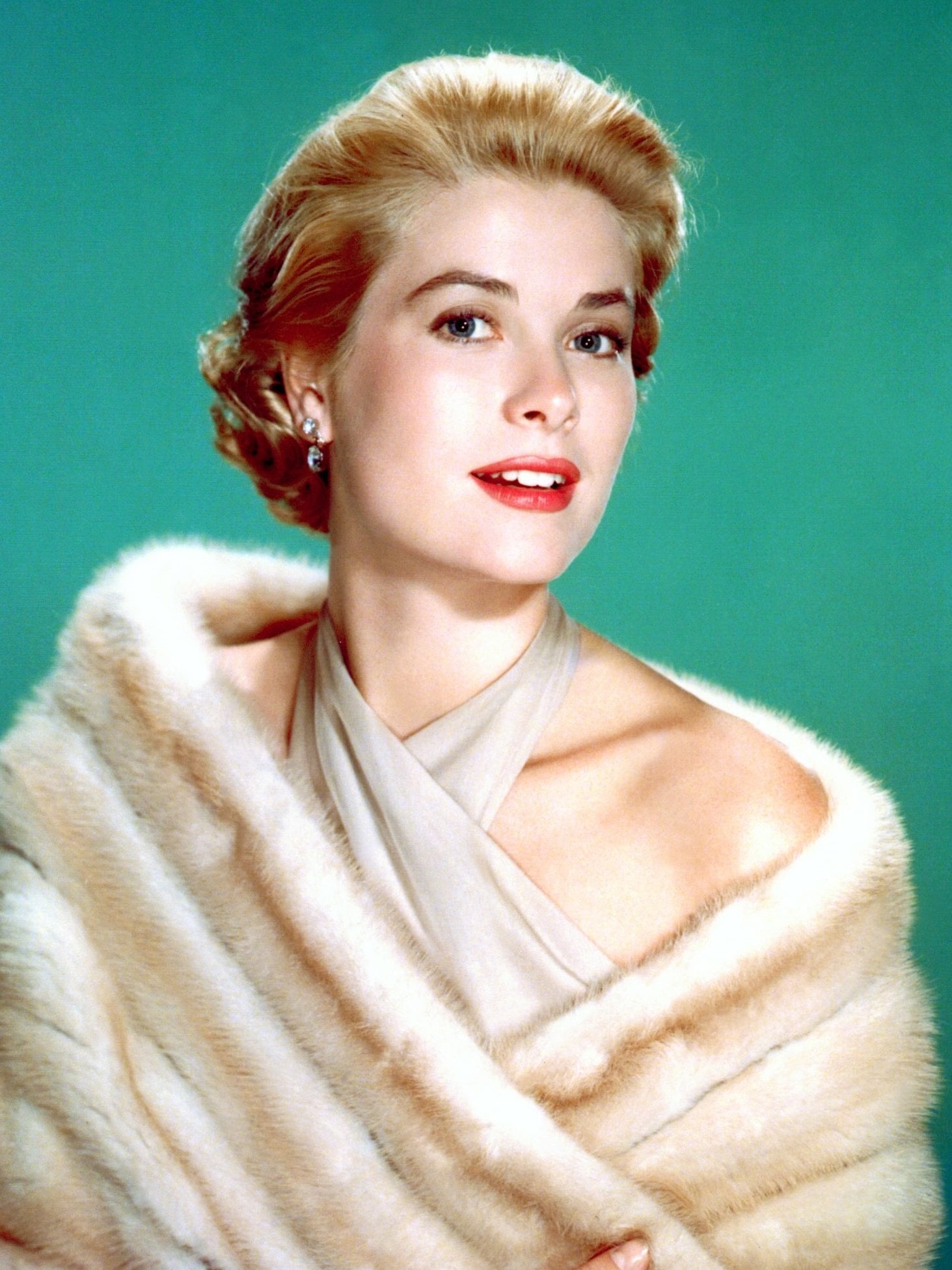 Portrait of Grace Kelly.