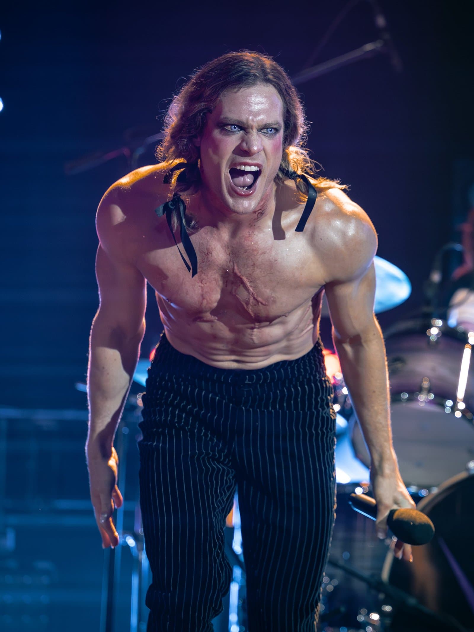 Sam Reid in "The Vampire Lestat".