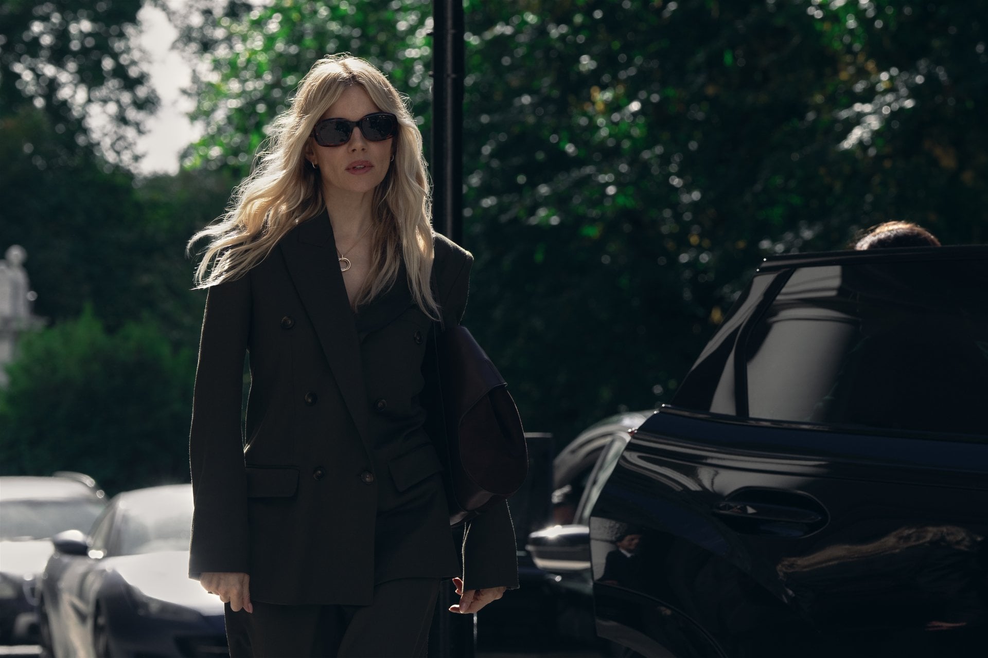 Sienna Miller in "War."